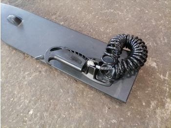 Pièce universelle pour Camion Scania Salongi plastik 2552773: photos 3