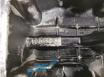 Culasse pour Camion Scania Valve cover 1390650: photos 3