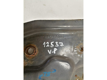 Lumière/ Éclairage pour Camion Volvo light bracket 84146828: photos 3