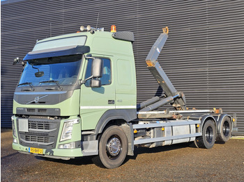 Camion ampliroll VOLVO FM 420