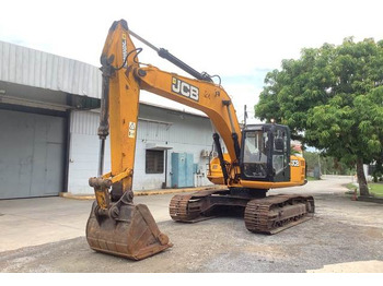 Pelle sur chenille JCB JS220
