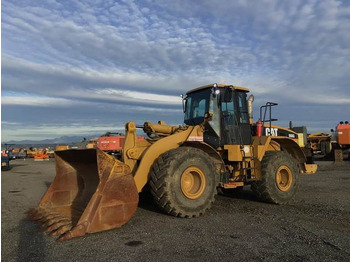 Chargeuse sur pneus CATERPILLAR 966G