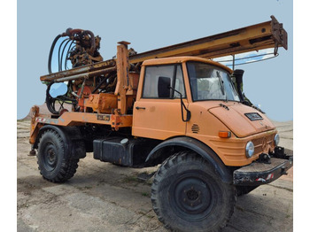 Foreuse UNIMOG