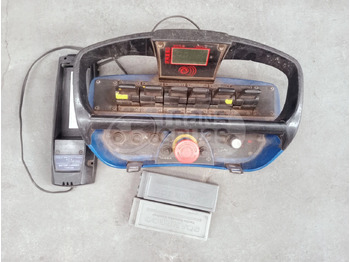 Grue auxiliaire FASSI