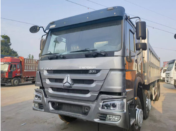 Camion benne Sinotruk HOWO 371 8*4 Dump truck: photos 4