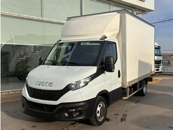 Fourgon grand volume IVECO Daily 35c16