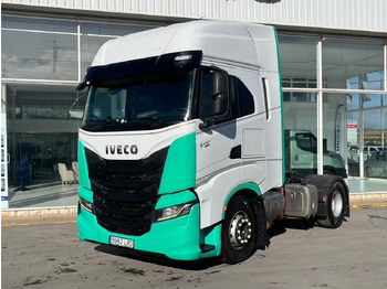 Tracteur routier IVECO