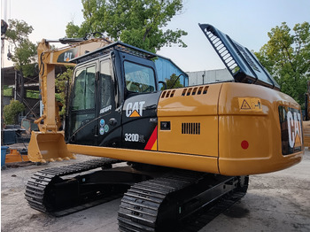 Pelle sur chenille CATERPILLAR 320D2