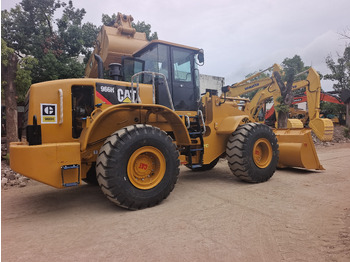 Chargeuse sur pneus CATERPILLAR 950GC
