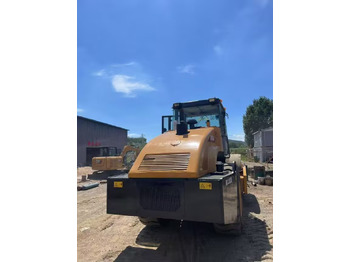 Chargeuse sur pneus XCMG XS222J XS223J: photos 4