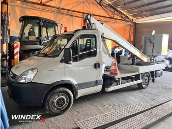 Camion avec nacelle MULTITEL