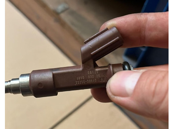 Injecteur pour Voiture 23250-0Q040  for Toyota AYGO car: photos 2