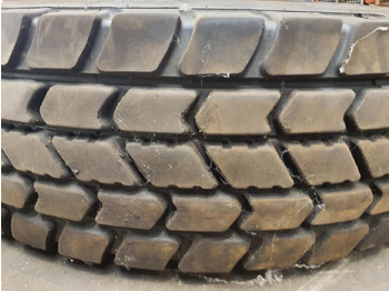 Roue complète pour Grue Grove Wheel 385/95R25 12 5.4 3p: photos 3 Roue complète pour Grue Grove Wheel 385/95R25 12 5.4 3p: photos 3