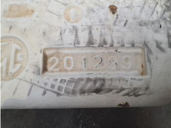 Contrepoids pour Grue mobile Liebherr LTM 1080-1 counterweight 0,8T: photos 5 Contrepoids pour Grue mobile Liebherr LTM 1080-1 counterweight 0,8T: photos 5