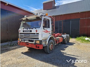 Camion ampliroll SCANIA 112