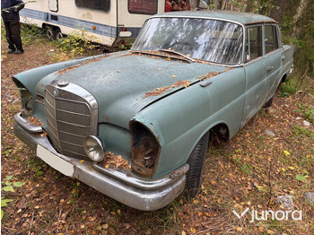 Voiture MERCEDES-BENZ