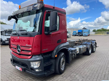 Camion multibenne MERCEDES-BENZ Antos 2543