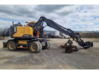 Pelle sur pneus VOLVO EWR170E