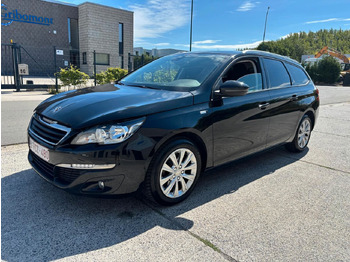 Voiture PEUGEOT