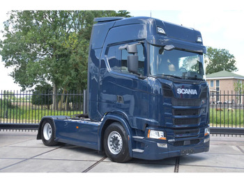 Tracteur routier SCANIA S 450