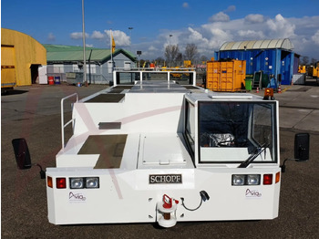 Tracteur d'avions SCHOPF F396: photos 5 Tracteur d'avions SCHOPF F396: photos 5