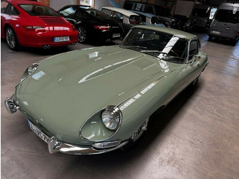 Voiture JAGUAR E-Type 4.2 Litre Series 1.5 FHC makellos!...: photos 5