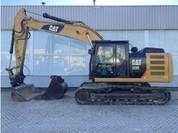 Pelle sur chenille CATERPILLAR 320EL