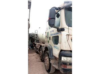 Camion malaxeur XCMG Official Second Hand Diesel Cement Mixer G4804B 12m³ Truck-mounted Concrete Mixer Truck Price: photos 4