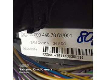 Bloc de gestion pour Camion Mercedes-Benz ACTROS MP4 A0004467861 truck: photos 2 Bloc de gestion pour Camion Mercedes-Benz ACTROS MP4 A0004467861 truck: photos 2