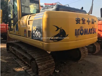 Pelle sur chenille KOMATSU PC200-8