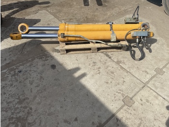 Vérin hydraulique LIEBHERR R906: photos 3