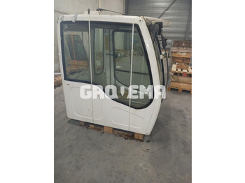 Cabine et intérieur LIEBHERR