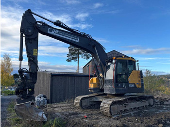 Pelle sur chenille VOLVO ECR235EL