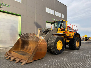 Chargeuse sur pneus VOLVO L350