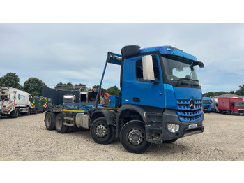 Camion ampliroll MERCEDES-BENZ Arocs