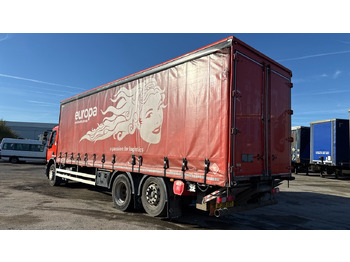 Camion à rideaux coulissants RENAULT D  26: photos 3