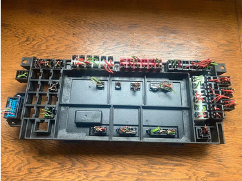 Fusible pour Camion IVECO  Sicherungskasten Multiplex System Body Computer 504360323: photos 3 Fusible pour Camion IVECO  Sicherungskasten Multiplex System Body Computer 504360323: photos 3