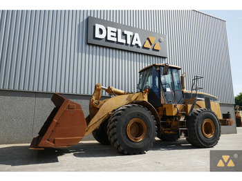 Chargeuse sur pneus Caterpillar 966G Series II: photos 4