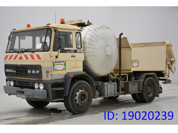 Camion benne DAF