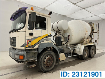 Camion malaxeur MAN 33.364