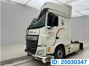 Tracteur routier DAF XF 460