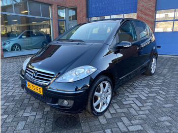 Voiture MERCEDES-BENZ