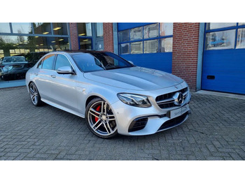 Berline MERCEDES-BENZ
