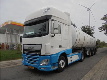 Camion citerne DAF XF 440