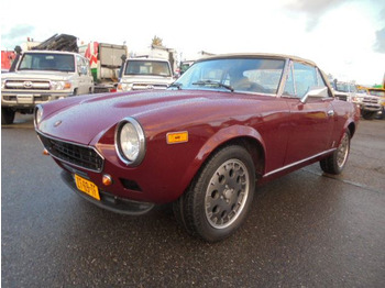 Voiture FIAT