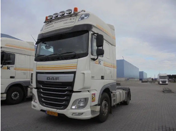 Tracteur routier DAF XF 440