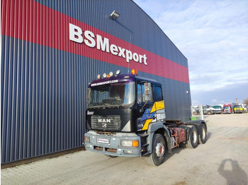 Tracteur routier MAN 26.464