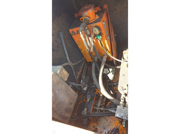 Travaux routiers Strassmayr Patchmatic STP 1008 (incomplete! nicht/nie-komplet: photos 4