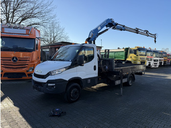 Camion grue IVECO Daily 70c17