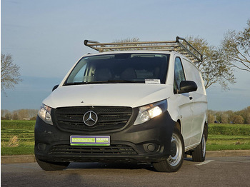 Fourgonnette MERCEDES-BENZ Vito 111